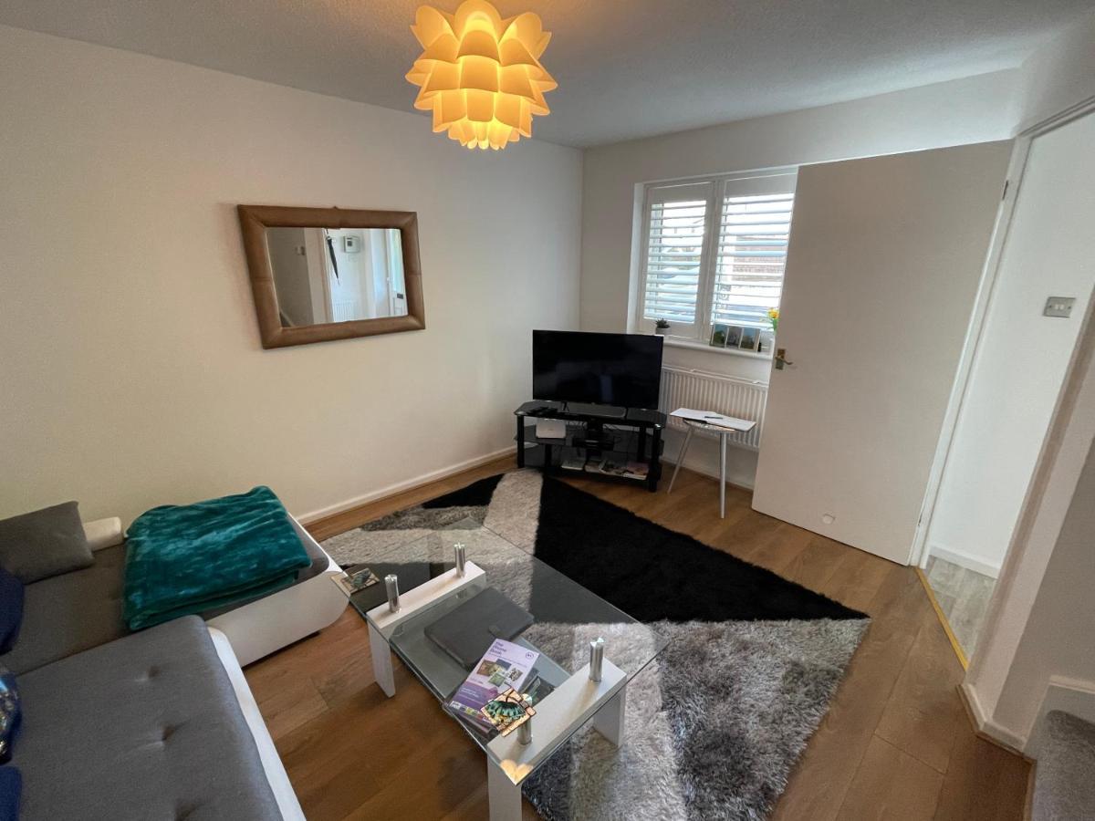 Riverside 2 Bedroom Townhouse With Car Charger Abergavenny Esterno foto